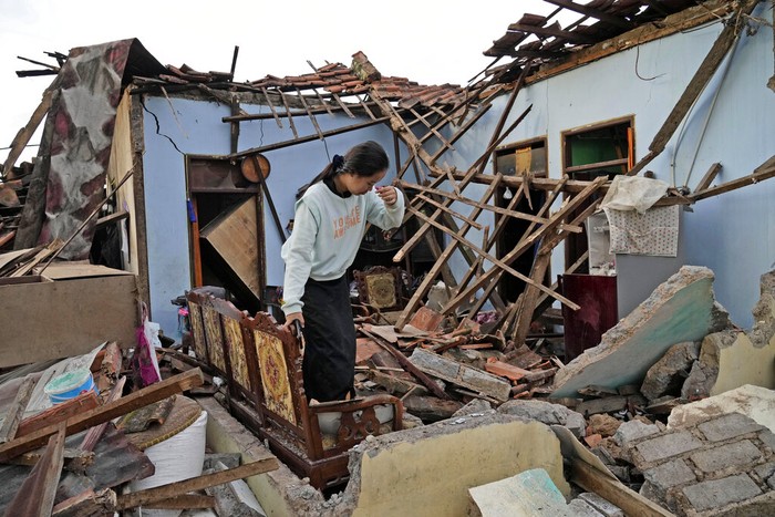 Gempa Cianjur: 6 Cara Menyelamatkan Diri Saat Gempa Bumi