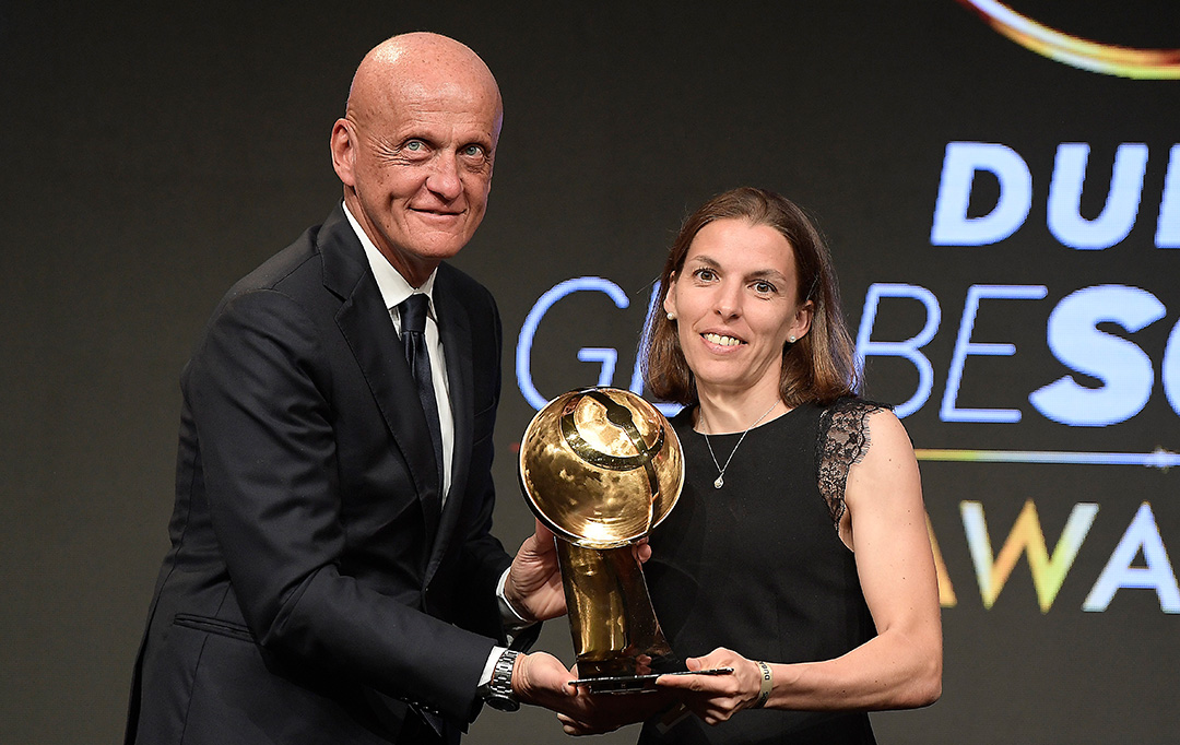 Stephanie Frappart Wasit Perempuan Paling Terkenal di Piala Dunia 2022