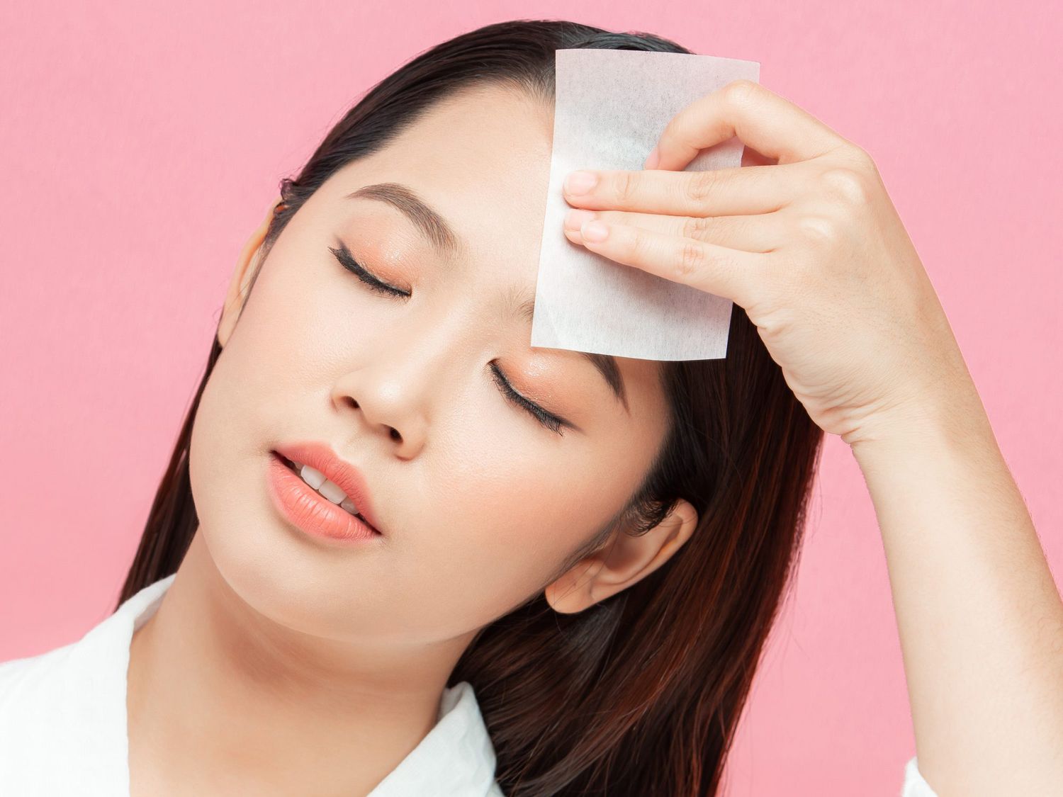 Ini Alat Makeup yang Wajib Dibawa Kemana-mana