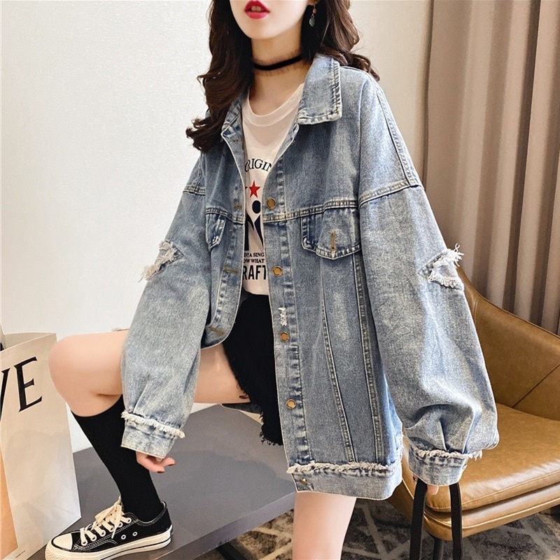8 Jenis Jaket Jeans dan Padu Padan Agar Terlihat Stylist