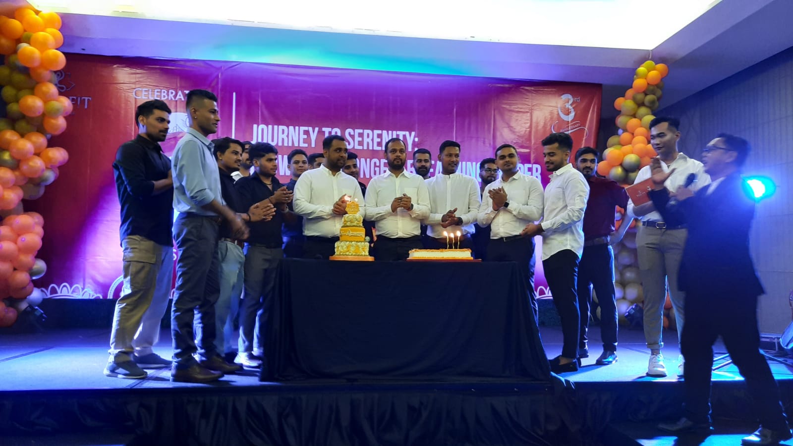 Yoga Fit Indonesia Merayakan Hari Jadi ke-3 Dengan Meriah 2 Vikash Kumar Prasad, Rakesh Kumar Prasad dan Bipin Kumar - Founder Yoga Fit Indonesia Merayakan Hari Jadi yang ke-3 Bersama Teaam