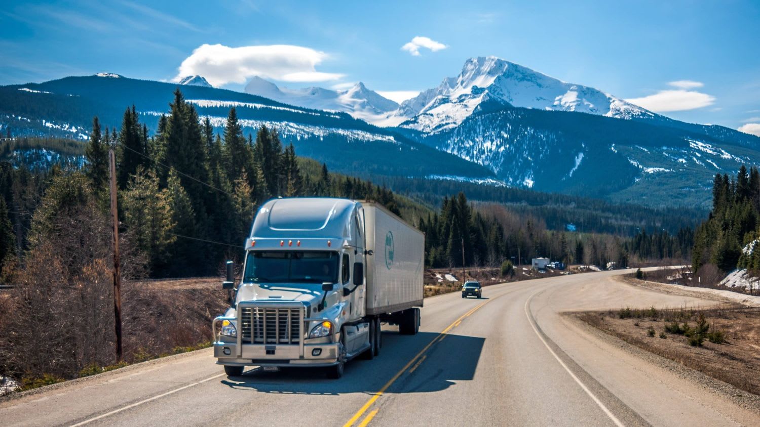 Advantages and Benefit of Hiring Truck Accident Attorneys
