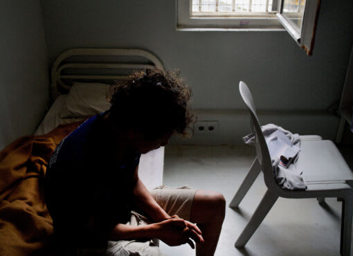 La gestion des mineurs incarcérés : entre exigences sécuritaires et défis éducatifs