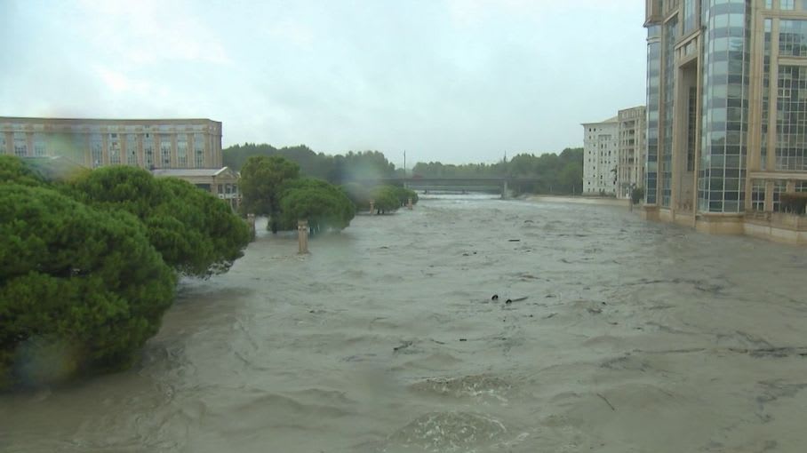 Inondations dans l'Hérault : le fleuve Lez déborde et menace la métropole de Montpellier
