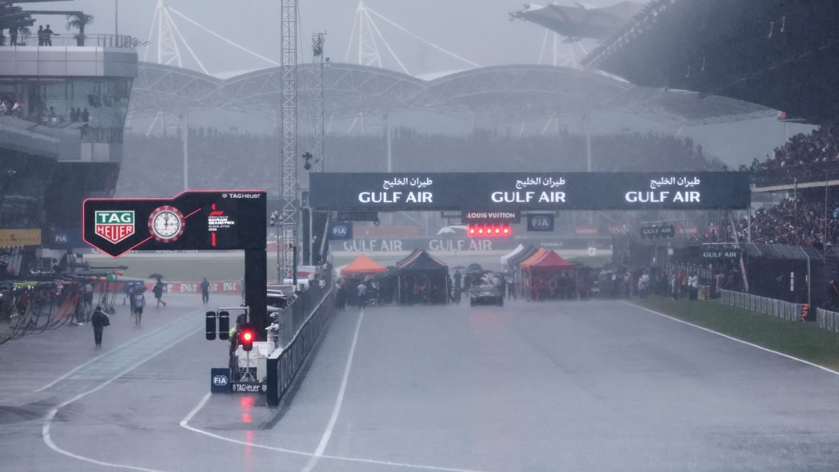 F1 : Entre chaos technique et exploits tricolores, Verstappen s'impose en patron à Sepang