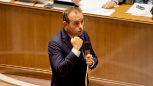 Le gouvernement annonce des mesures d'urgence pour la protection de l'enfance