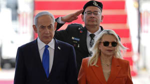 Israël : Sara Netanyahu met en cause un opposant sur le 7-Octobre