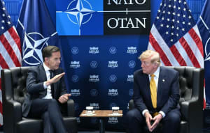 Ukraine : diplomatie de dissuasion auprès de Moscou et frappes en zones urbaines