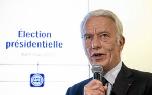Présidentielle : sept candidats s'affrontent sur l'économie à la rentrée du Medef
