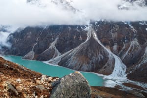 Inondations au Népal et au Tibet : au moins 180 morts après l'effondrement d'un glacier