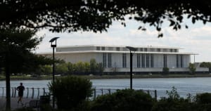 L'administration Trump évoque la démolition du Kennedy Center sans reconnaissance présidentielle