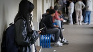 Interdiction des téléphones au lycée : les personnels de direction déplorent un calendrier trop restreint