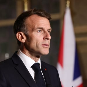 Frappes russes à Kryvy Rih : Emmanuel Macron annonce l’envoi de nouveaux missiles intercepteurs