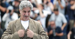 Allociné suscite une polémique après avoir qualifié Charles de Gaulle de « héros controversé »