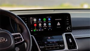 Google déploie la version 17.5 d'Android Auto pour corriger plusieurs dysfonctionnements