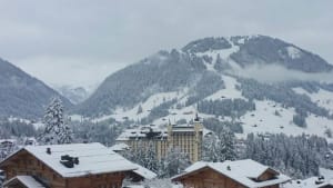 Pourquoi il faut choisir Gstaad pour des vacances au ski cet hiver (Suisse)