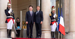 Le président sud-coréen Lee Jae Myung reçu en France pour une visite d'État