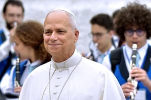 Léon XIV en France : une visite pontificale sous le signe des débats sociétaux