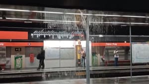 Catalogne : d'importantes inondations frappent Barcelone et causent un décès