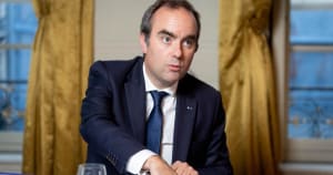Sébastien Lecornu propose un effort budgétaire de 54 milliards d'euros pour 2027