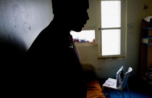 La gestion des mineurs incarcérés : entre exigences sécuritaires et défis éducatifs