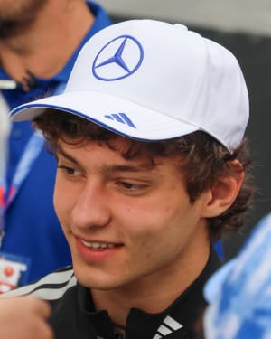 F1 : Andrea Kimi Antonelli domine les derniers essais libres au Grand Prix de Bahreïn
