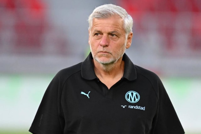 Warm reception for Bruno Genesio ahead of Monaco clash