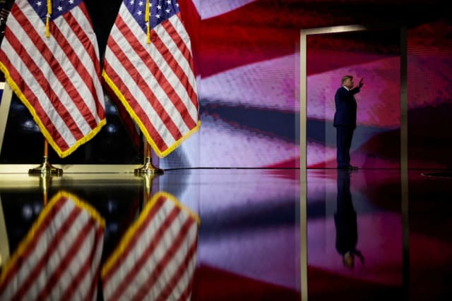 Donald Trump promet un chèque de 5 000 dollars aux Américains