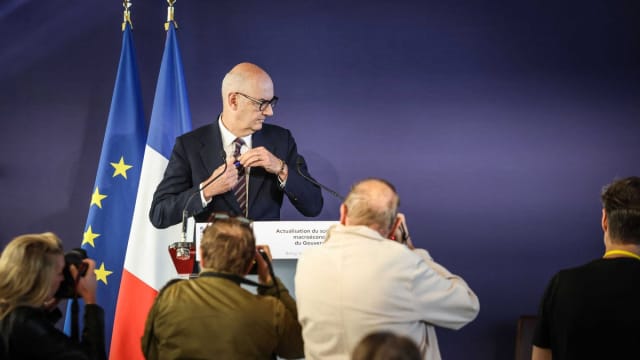 Croissance en berne, dette historique et carburants en hausse : la France face à l’impasse budgétaire