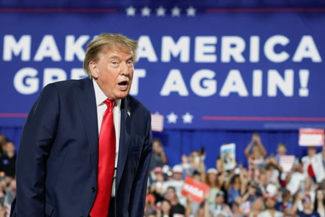Donald Trump demande à Kiev d’épargner le diesel russe
