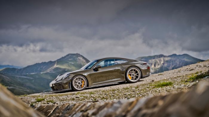 Porsche dévoile l'édition limitée 911 GT3 Bergsport dédiée aux Alpes