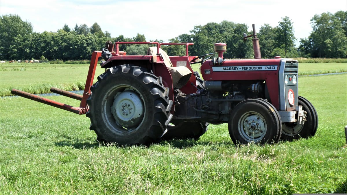 Marc Gaucher parcourt 450 kilomètres en tracteur en hommage à ses parents