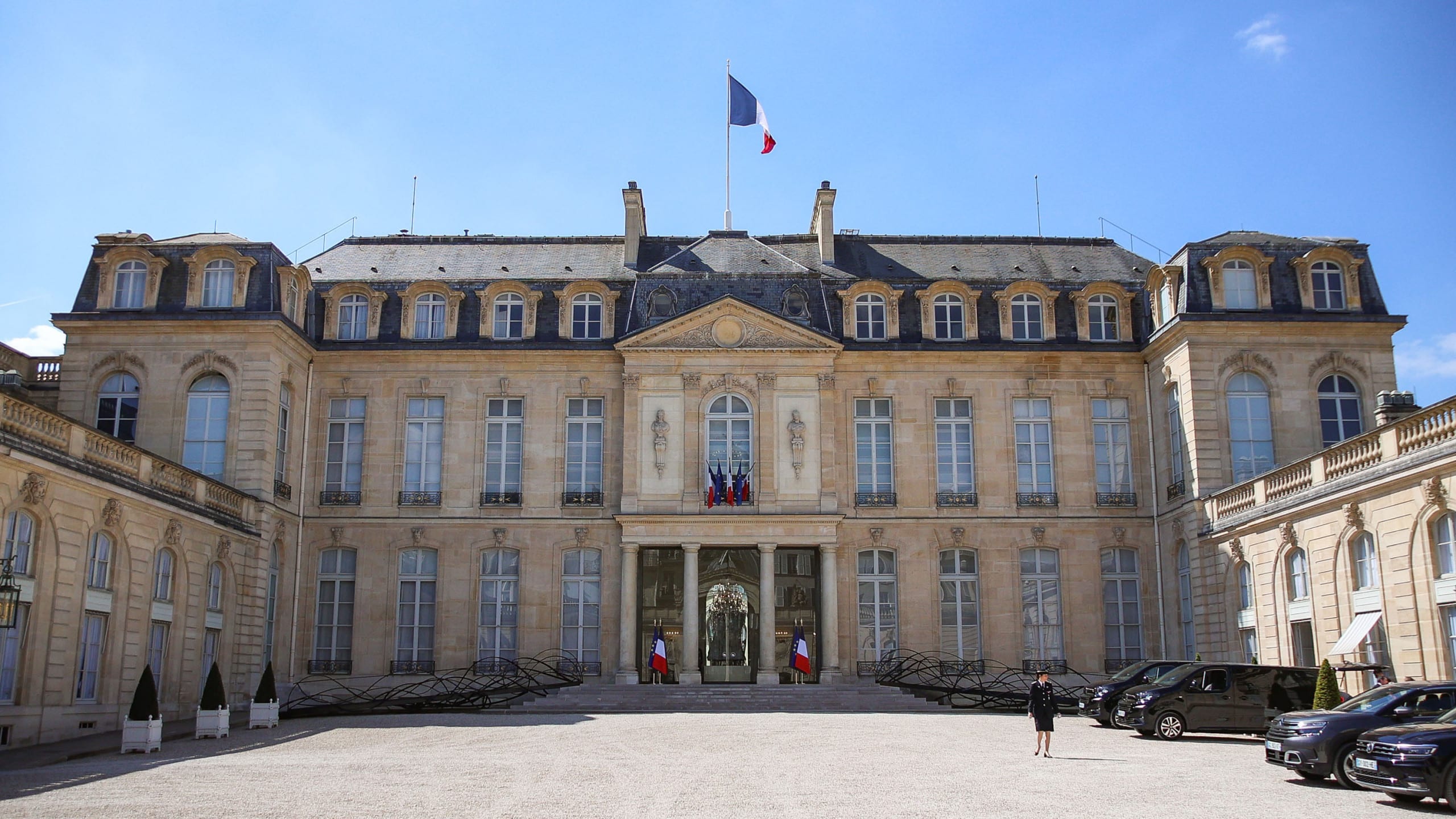L'ancienne conseillère Astrid Roucher publie un livre sur l'Élysée