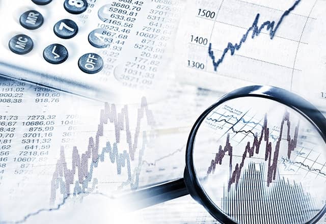 Bourse : Renault et Société Générale dégradées par les analystes