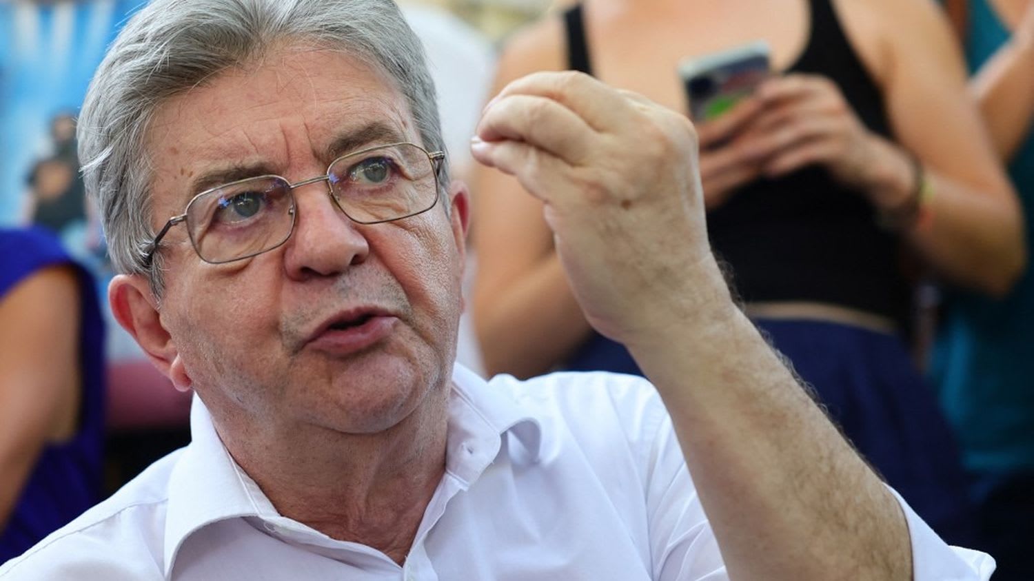 Élection présidentielle : Jean-Luc Mélenchon entame sa rentrée politique axée sur l'économie