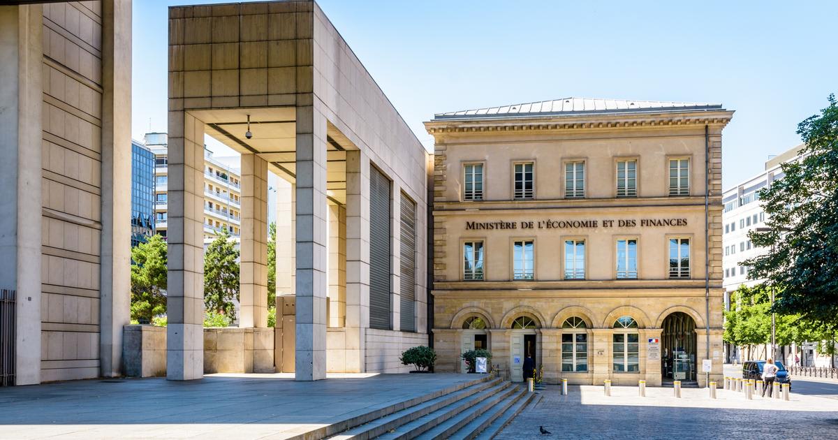 Dette publique : le taux d'emprunt de la France franchit le seuil des 4 %