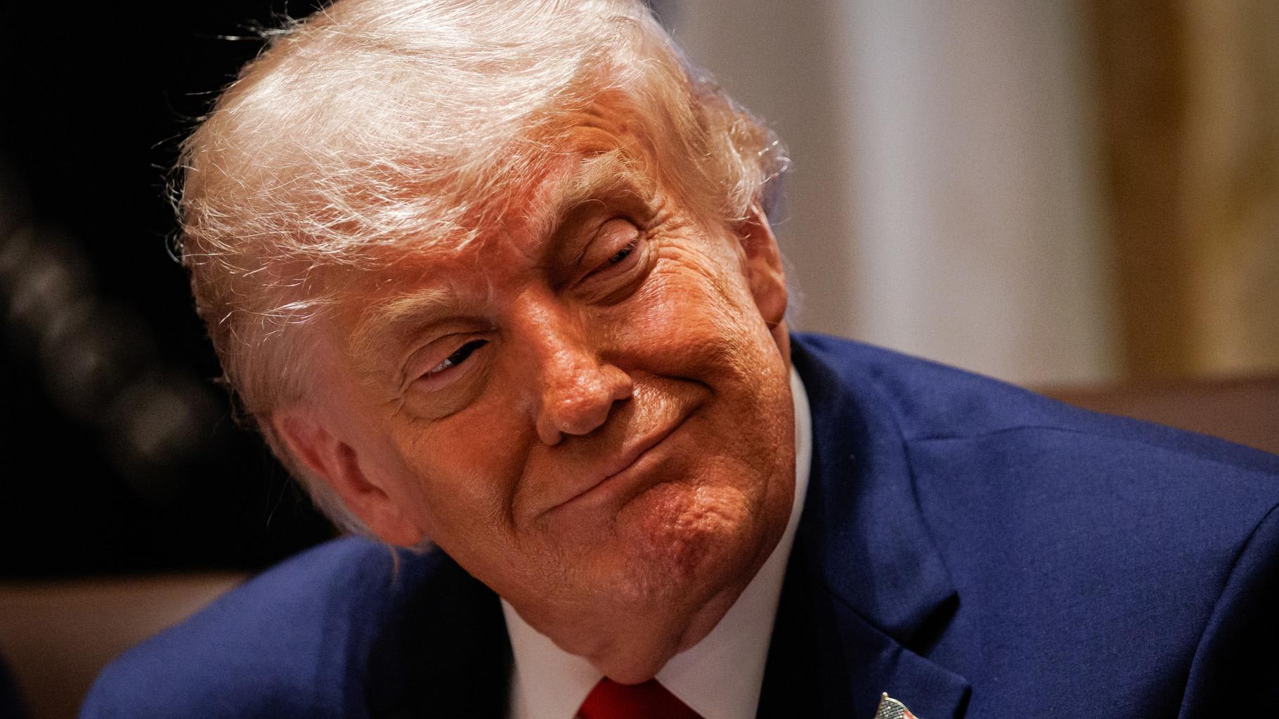 Donald Trump qualifie le détroit d'Ormuz de « territoire américain » sur Truth Social