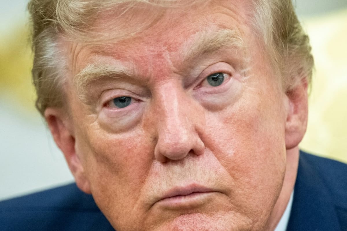 Tensions au Moyen-Orient : Donald Trump menace Oman en marge des négociations sur Ormuz