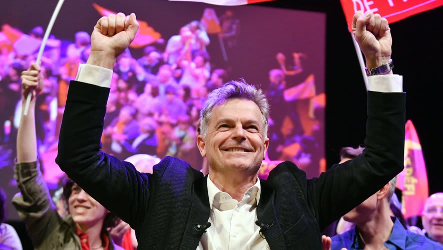 Présidentielle 2027 : Fabien Roussel officialise sa candidature et refuse tout ralliement