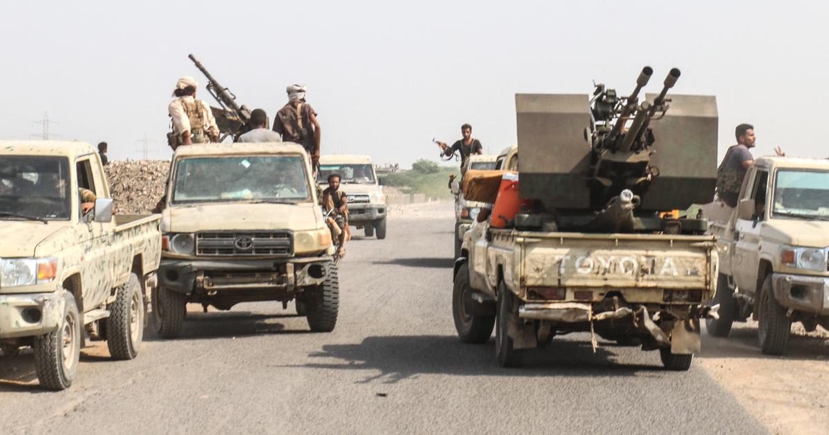 Offensive massive des rebelles houthistes vers le détroit stratégique de Bab al-Mandab
