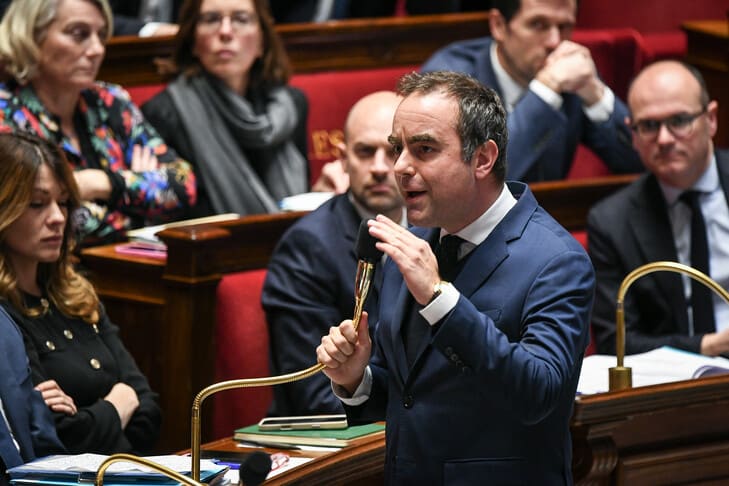Sébastien Lecornu envisage de réduire les indemnités des membres du gouvernement