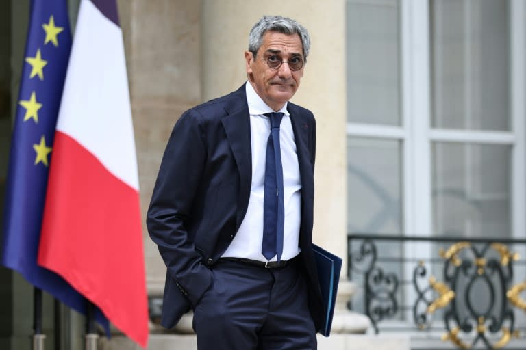 Souveraineté économique : le gouvernement présente son plan pour faciliter les reprises d'entreprises par les salariés