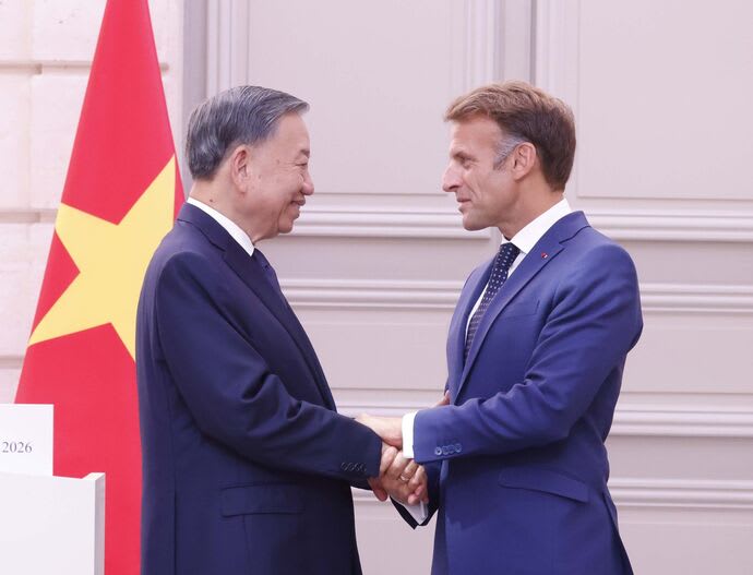 Paris et Hanoï veulent concrétiser leur partenariat stratégique global