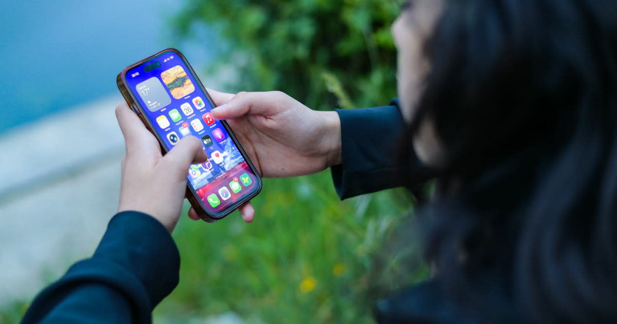 Réseaux Sociaux : Paris propose une version remaniée de l'interdiction aux moins de 15 ans à l'UE