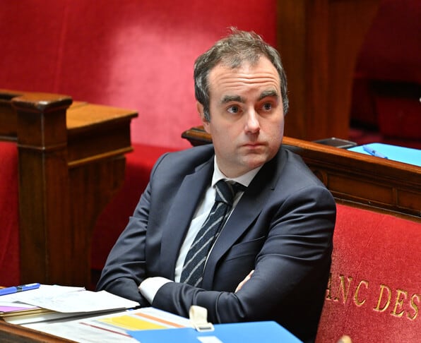 Carburants : Sébastien Lecornu demande le maintien des aides professionnelles jusqu’en 2026