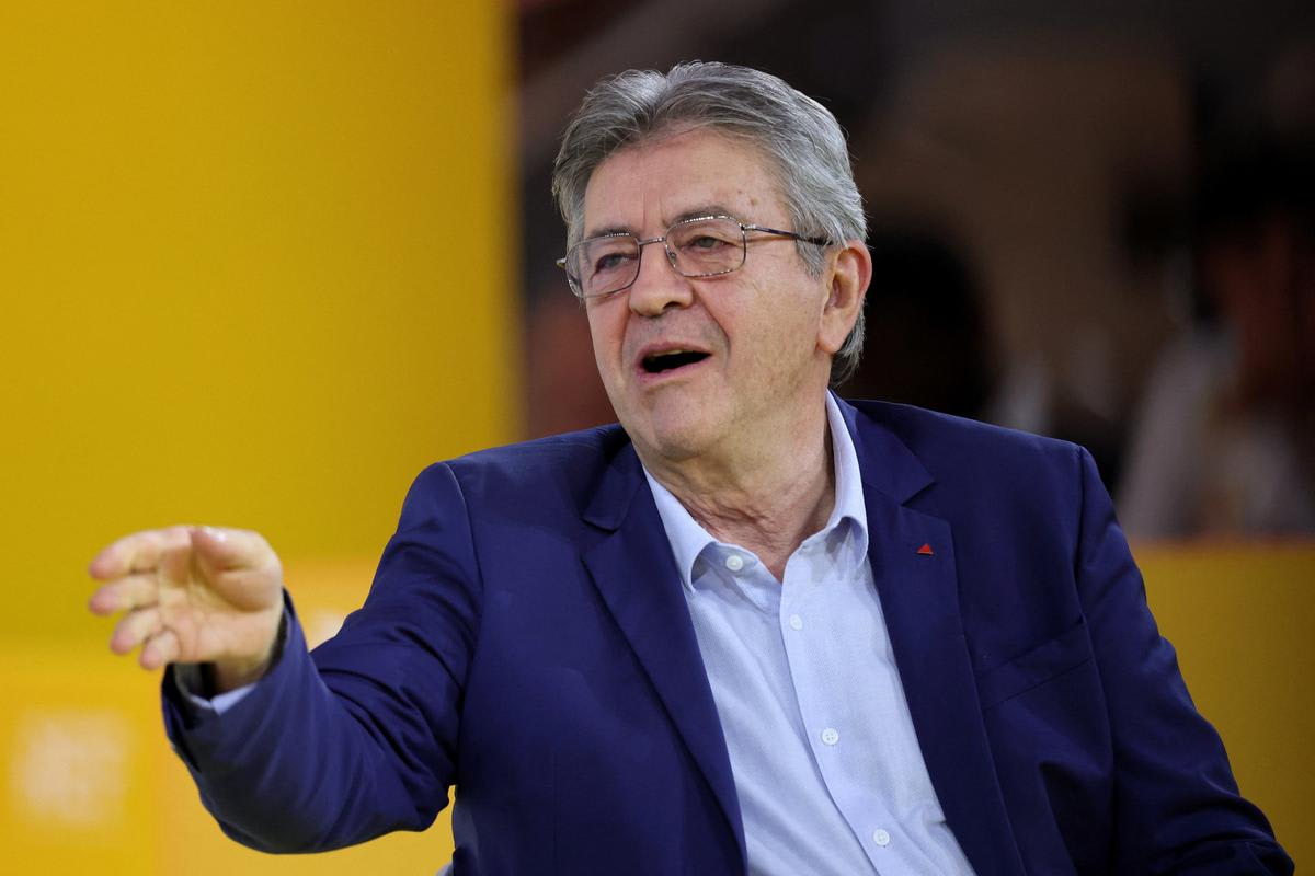 Prix des carburants : TotalEnergies recadre sèchement Jean-Luc Mélenchon sur les réseaux