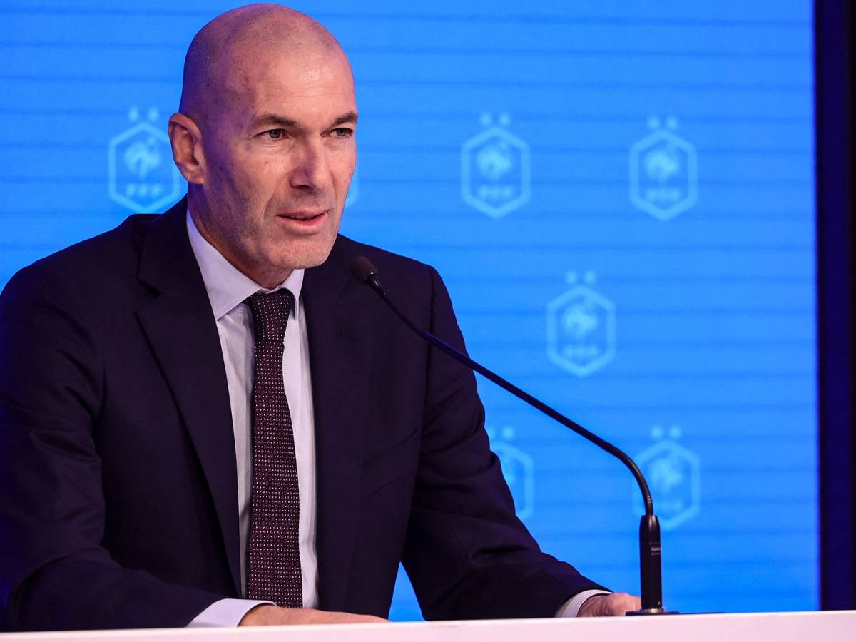 Équipe de France : la méthode de Zinédine Zidane pour sa première liste de sélectionneur