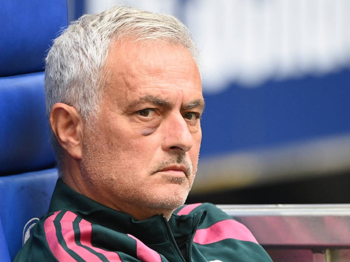 José Mourinho salue la civilité exemplaire des supporters lors du derby milanais