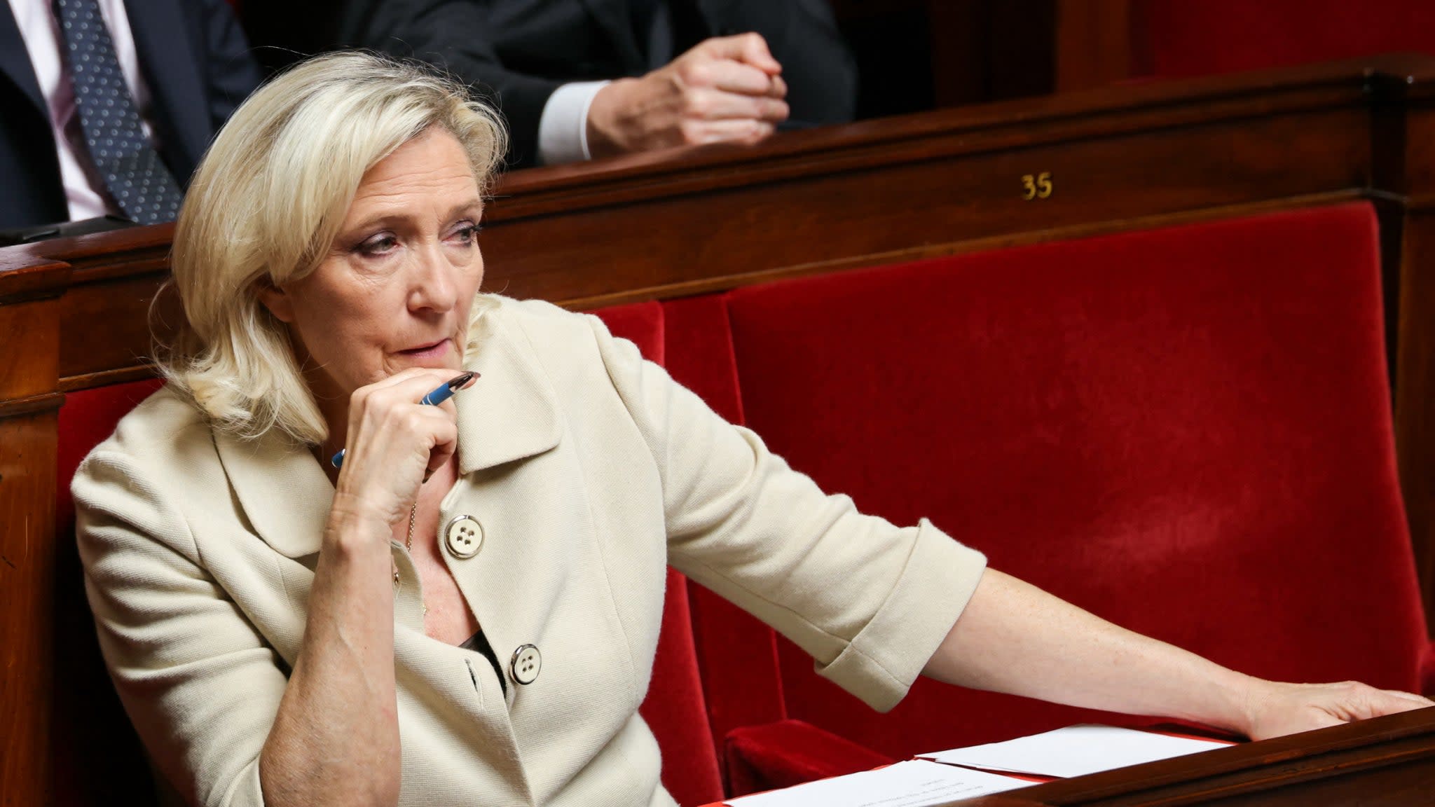 Présidentielle 2027 : un sondage évalue la perception des candidats face à l'intelligence artificielle
