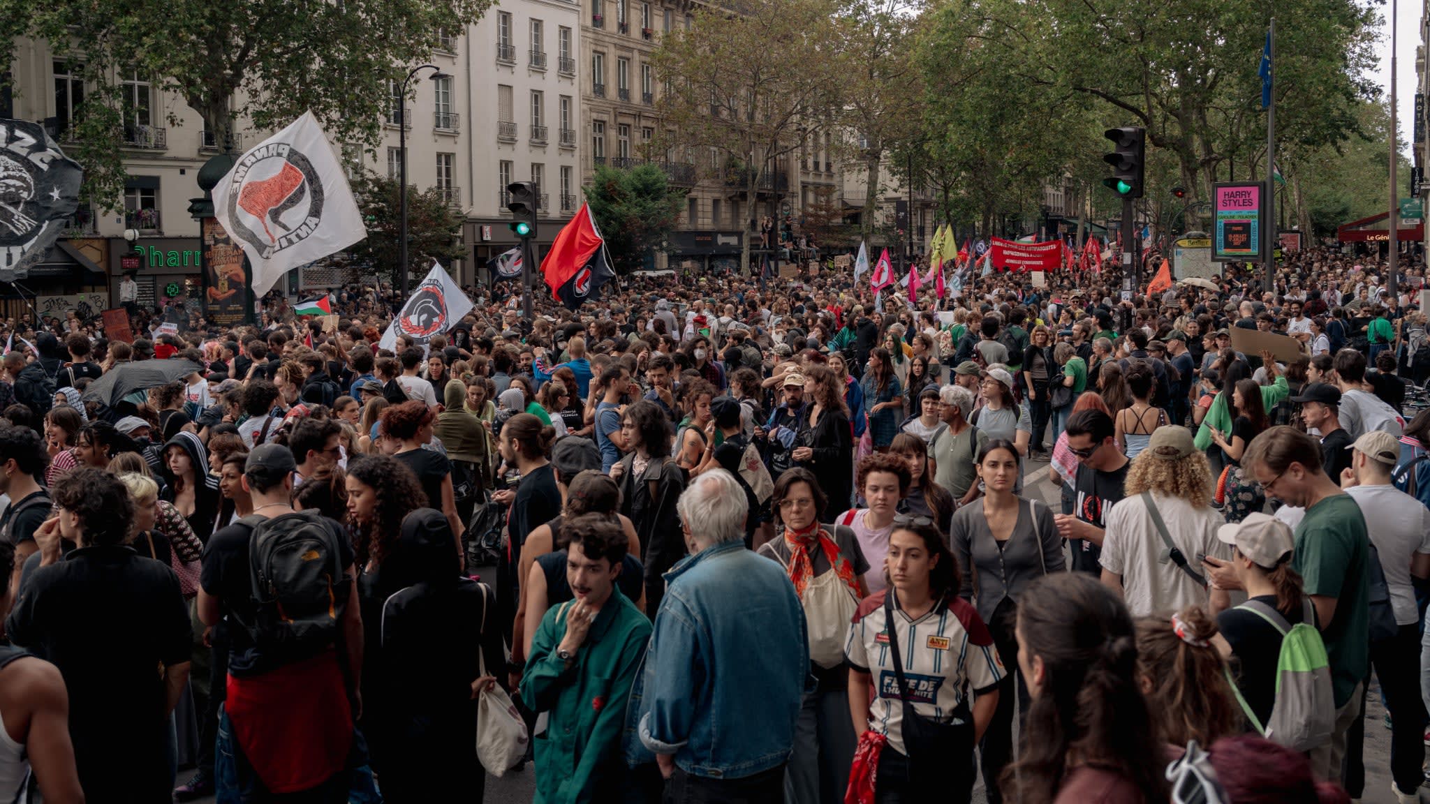 Loi sur la légitime défense des policiers : près de 50 000 manifestants en France